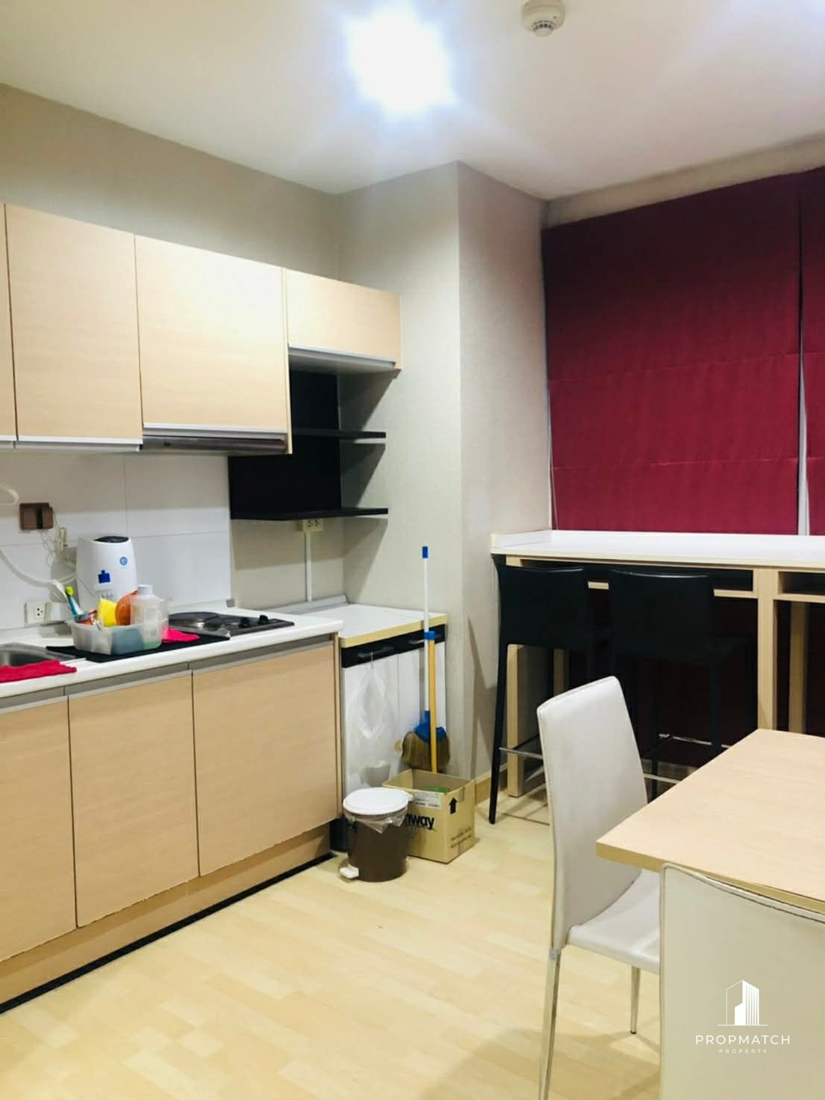 For SaleCondoRatchadapisek, Huaikwang, Suttisan : The price is amazing. Rhythm Ratchada sells for only 3.99m, big room 46 sqm, not a small room, 0 meters from Mrt Ratchada. If interested, make an appointment to view. 064-6696546 Minnie.