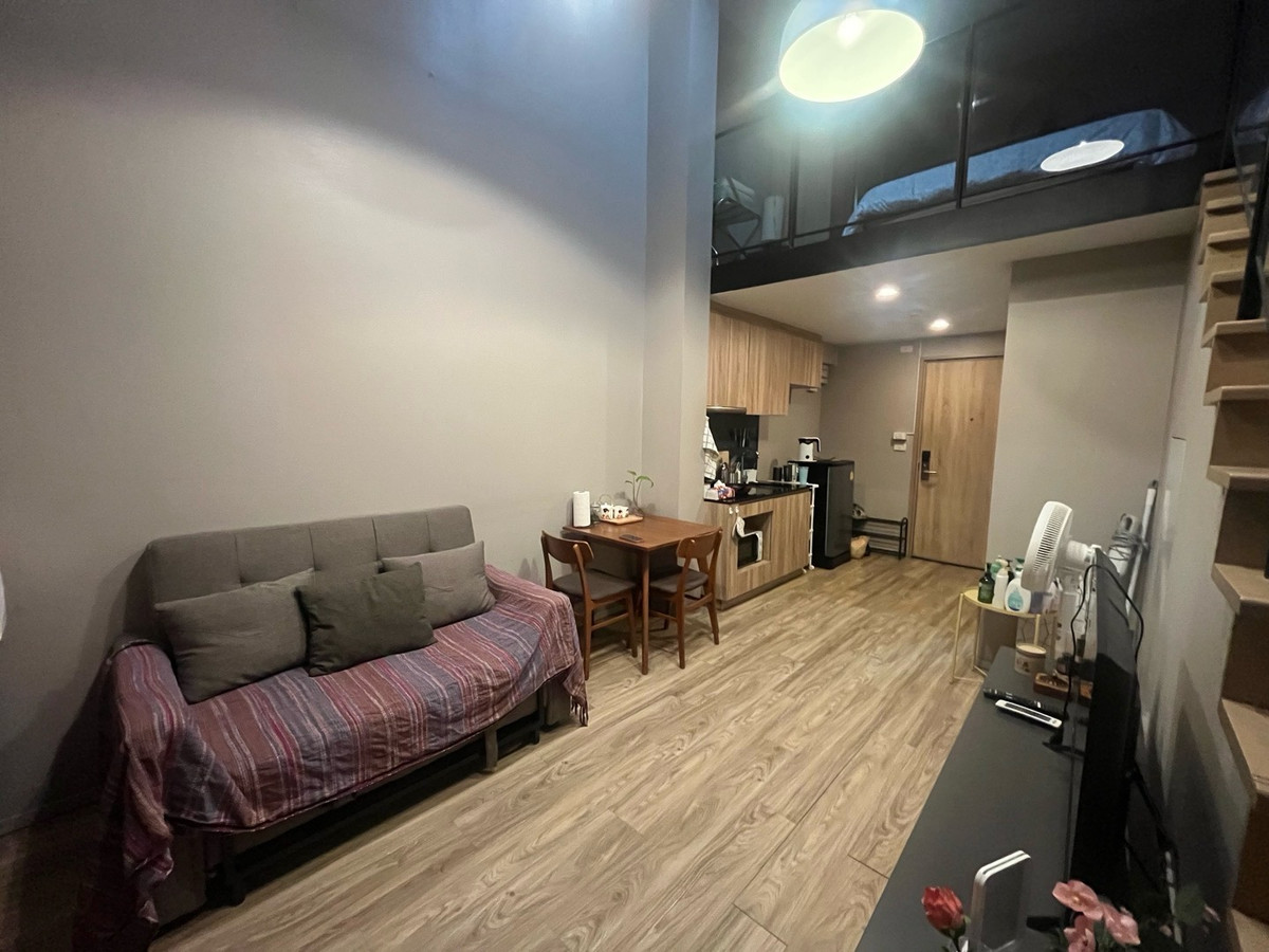 คอนโดสาทร นราธิวาส : For Rent Loft Condo BTS Surasak