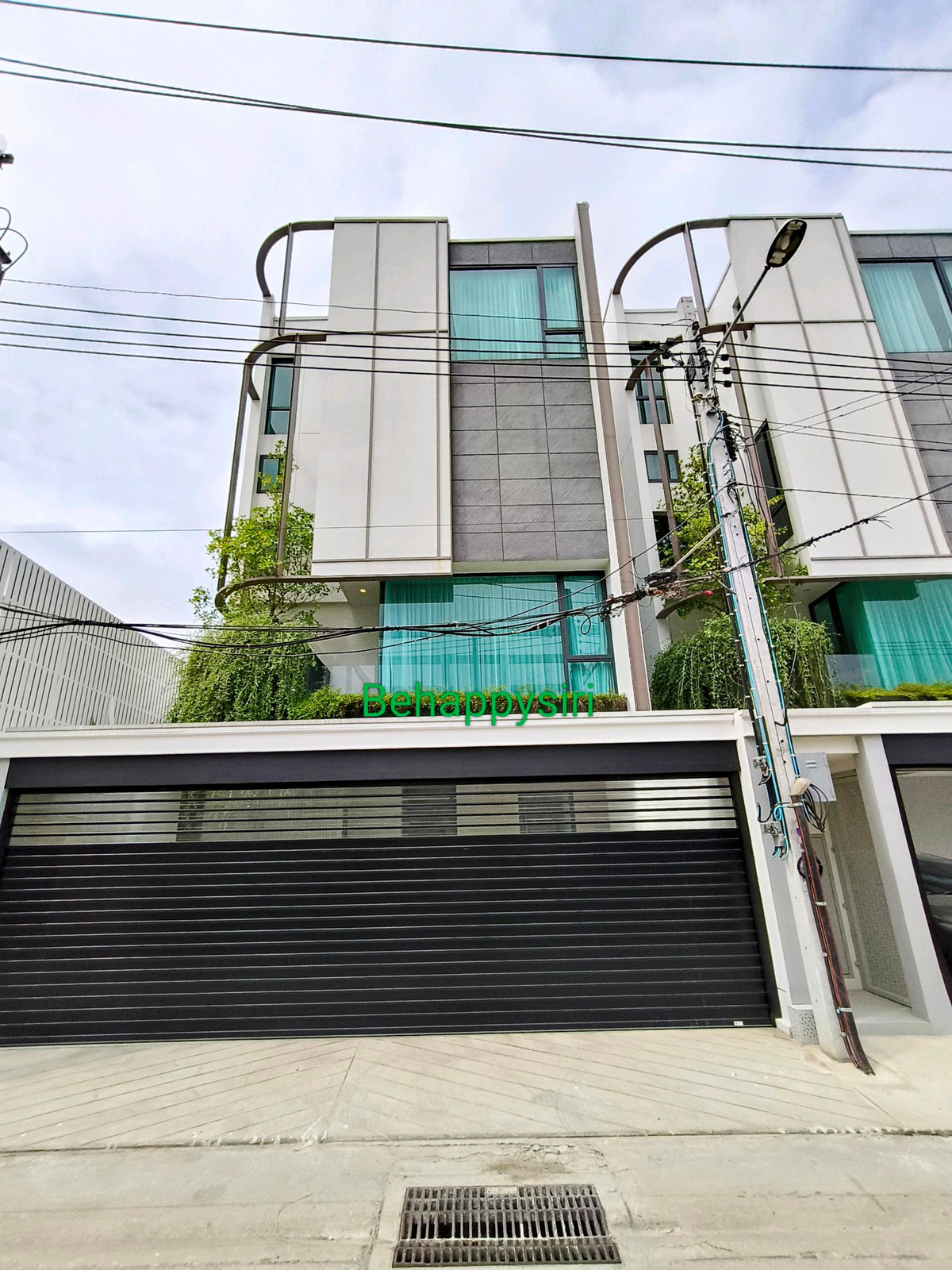 ขายบ้านอารีย์ อนุสาวรีย์ : Scape Ari
บ้านเดี่ยวหรูแต่งครบพร้อมเข้าอยู่ย่านอารีย์