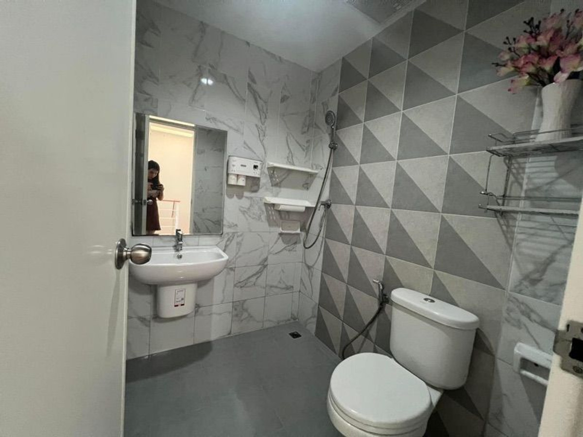 For SaleTownhomeBangna, Bearing, Lasalle : 21.4 sq m, 4 bedrooms, 2 bathrooms, 2-story townhome, Lalin Town Lio Bliss Theparak-Bang Bo.