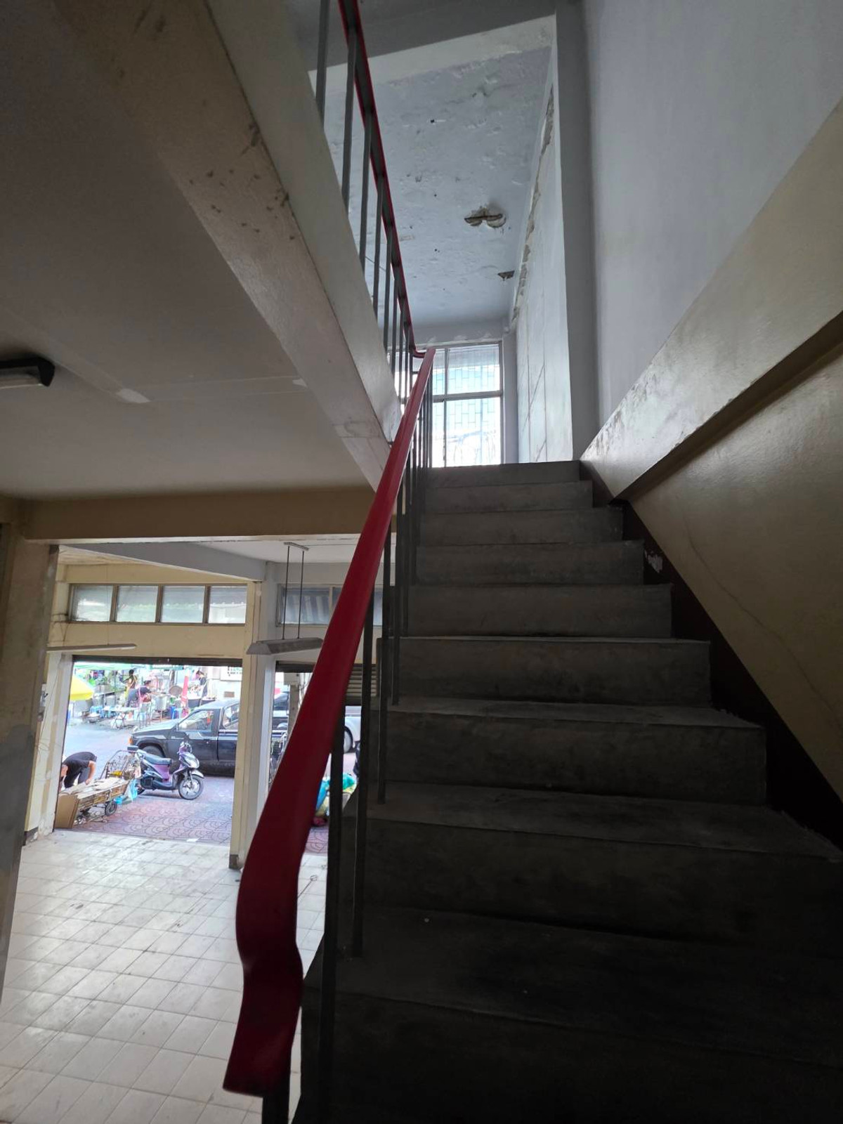 ให้เช่าอาคารพาณิชย์เยาวราช บางลำพู : ให้เช่า อาคารพาณิชย์ โซนเยาวราช ใกล้ Mrt วัดมังกร 4 นาที