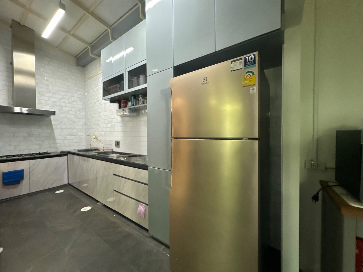 ขายทาวน์โฮมลาดกระบัง สุวรรณภูมิ : 🎯 ขาย Patio อ่อนนุช–มอเตอร์เวย์ | ทาวน์โฮม 3 ชั้น บ้านริม พร้อมอยู่ ไม่ต้องปรับปรุง 🌿 