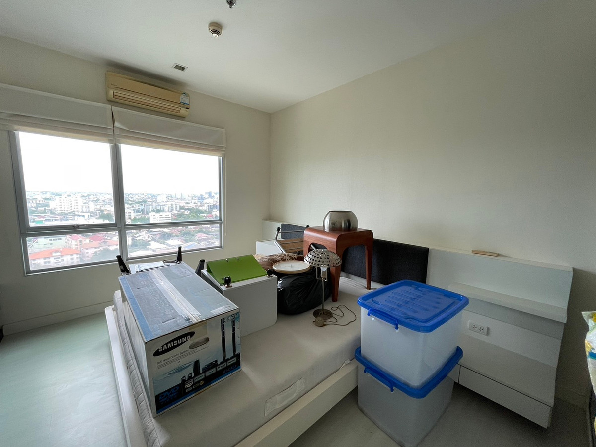 For SaleCondoLadprao, Central Ladprao : Where can I find this price? Selling for only 4.5 m The Room Ratchada-Ladprao, large room 62 sqm, 2 bedrooms, high floor, best view in the project, near MRT Ladprao, very convenient to travel.  If interested, you can make an appointment to view at 064-669
