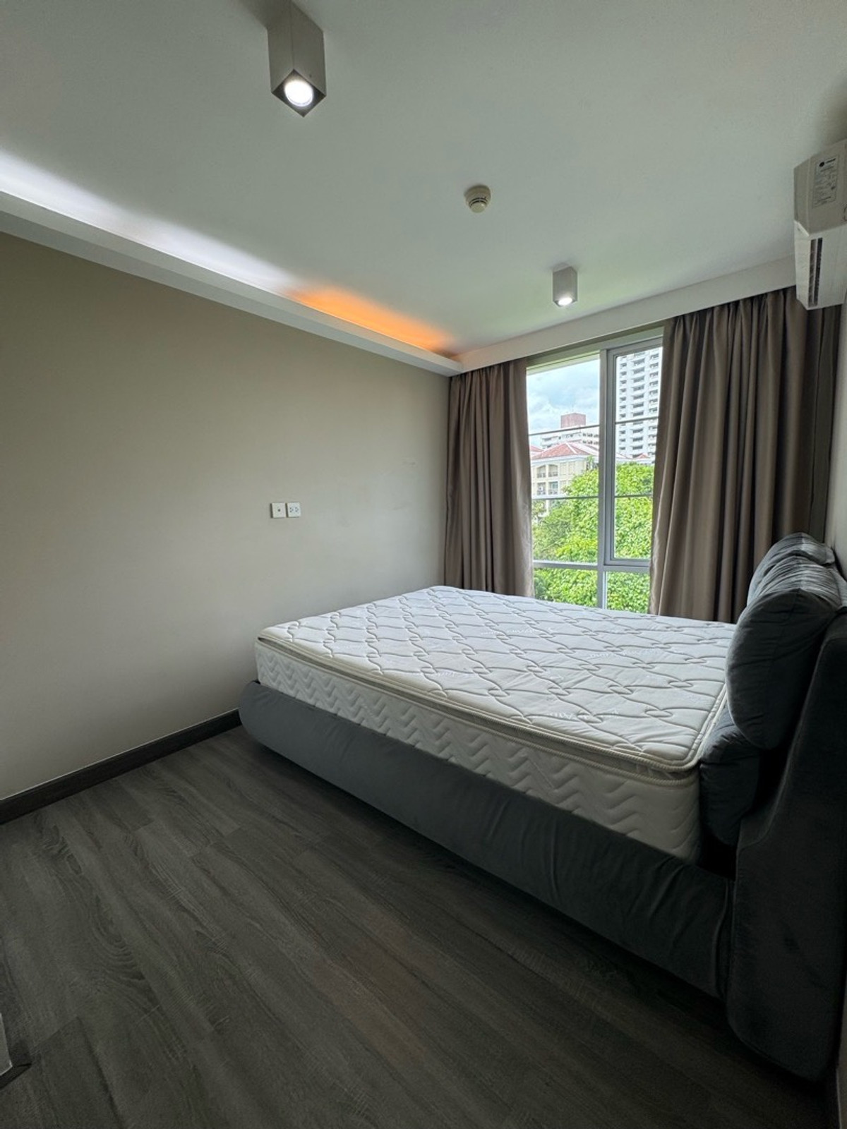 ให้เช่าคอนโดบางซื่อ วงศ์สว่าง เตาปูน : rent