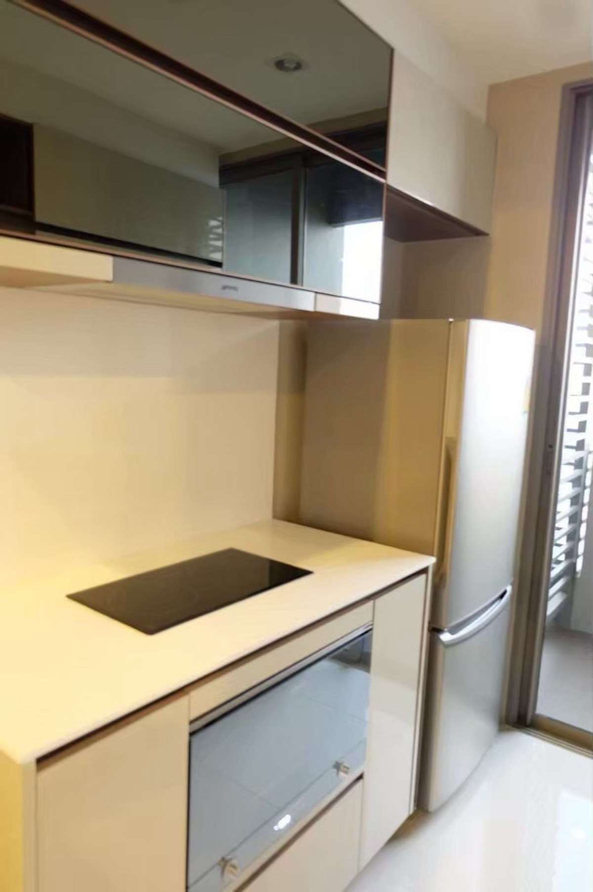 ให้เช่าคอนโดสยาม จุฬา สามย่าน : 🔥ให้เช่าด่วน🔥เดอะรูม พระราม 4 วิวสวย ไม่บล็อค เฟอร์นิเจอร์ครบพร้อมเข้าอยู่ ใกล้ MRT หัวลำโพง 