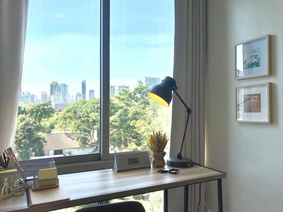 For SaleCondoSukhumvit, Asoke, Thonglor : Beautiful 2-bedroom condo in the heart of Phrom PhongConnected to BTS, convenient transportation, with complete amenities!