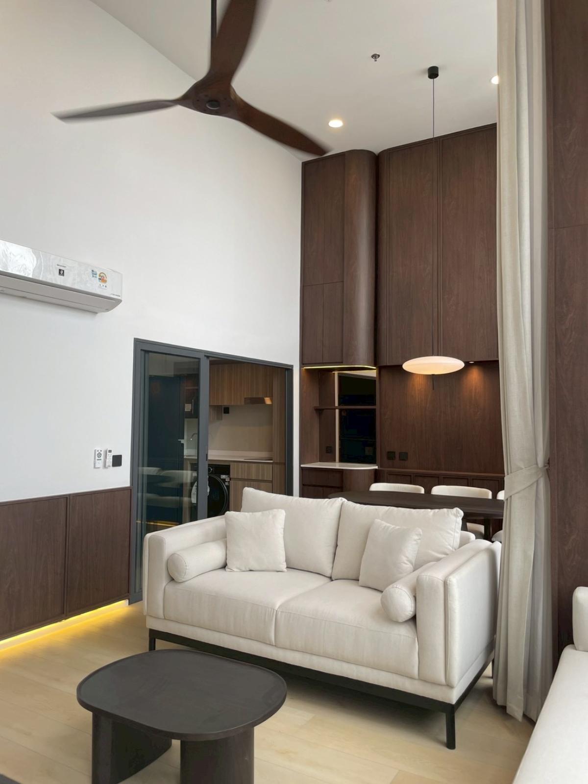 ให้เช่าคอนโดคลองเตย กล้วยน้ำไท : 03/04/2026, Life Rama 4 - Asoke 3 Bed Condo 91 sqm พร้อมอยู่! 
ใกล้ BTS/MRT, สระว่ายน้ำ+ฟิตเนสครบ สุดคุ้มเพียง 90,000 บาท/เดือน 0642748883