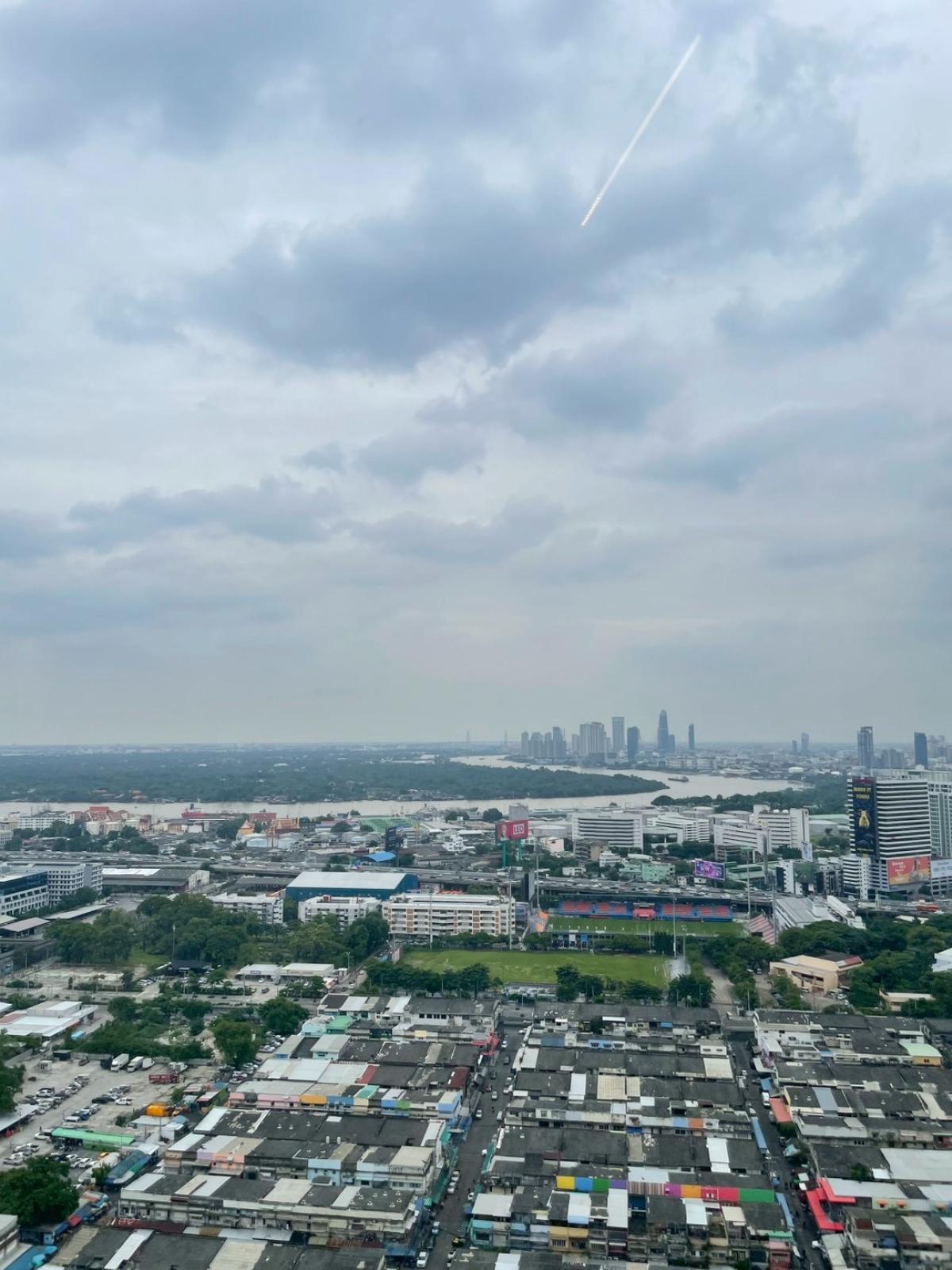 ให้เช่าคอนโดคลองเตย กล้วยน้ำไท : 03/04/2026, Life Rama 4 - Asoke 3 Bed Condo 91 sqm พร้อมอยู่! 
ใกล้ BTS/MRT, สระว่ายน้ำ+ฟิตเนสครบ สุดคุ้มเพียง 90,000 บาท/เดือน 0642748883