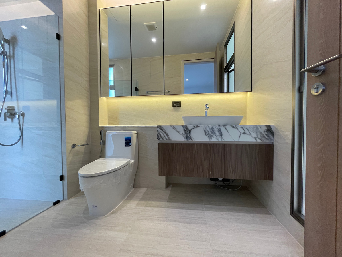 ขายบ้านเกษตร นวมินทร์ ลาดปลาเค้า : ขายบ้านหรู Providence Lane Kaset–Nawamin (โพรวิเดนซ์ เลน เกษตร–นวมินทร์)  บ้านเดี่ยว 3 ชั้น พร้อมลิฟต์และสระว่ายน้ำส่วนตัว บนทำเลศักยภาพใจกลางเกษตร–นวมินทร์ เดินทางสะดวก ใกล้ทางด่วนและรถไฟฟ้าถึง 2 สาย