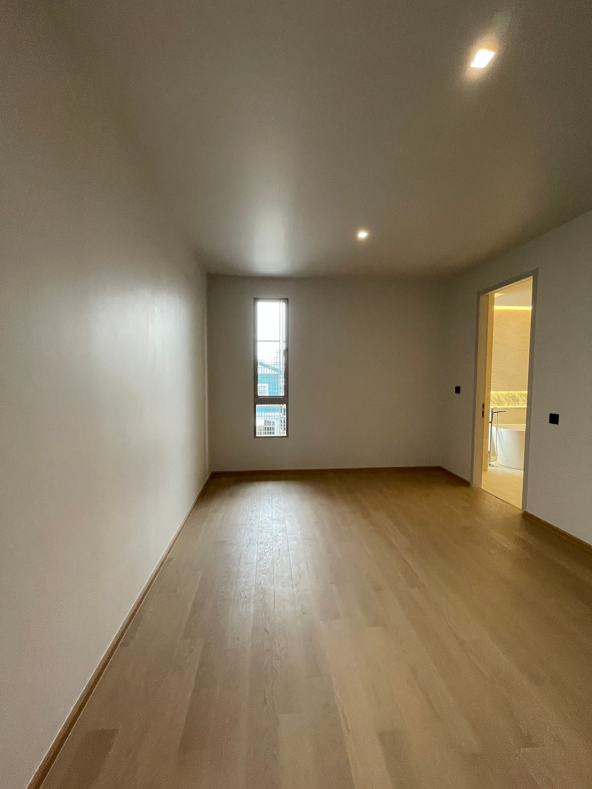 ขายบ้านเกษตร นวมินทร์ ลาดปลาเค้า : ขายบ้านหรู Providence Lane Kaset–Nawamin (โพรวิเดนซ์ เลน เกษตร–นวมินทร์)  บ้านเดี่ยว 3 ชั้น พร้อมลิฟต์และสระว่ายน้ำส่วนตัว บนทำเลศักยภาพใจกลางเกษตร–นวมินทร์ เดินทางสะดวก ใกล้ทางด่วนและรถไฟฟ้าถึง 2 สาย