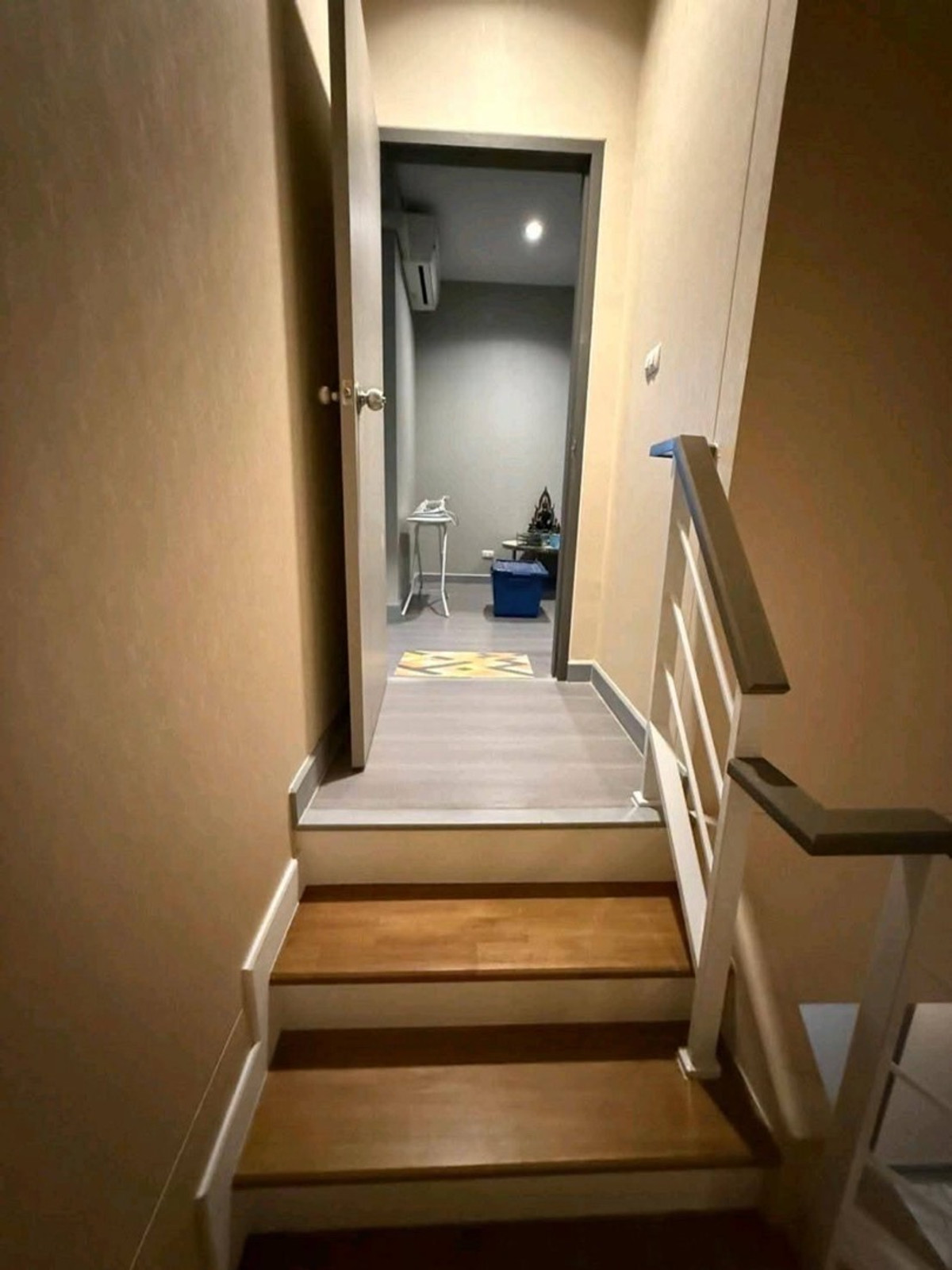 For RentTownhomeLadkrabang, Suwannaphum Airport : Townhome for rent, townhome, Sammakorn Avenue Suvarnabhumi Village, near Robinson Lat Krabang, only 8 minutes.