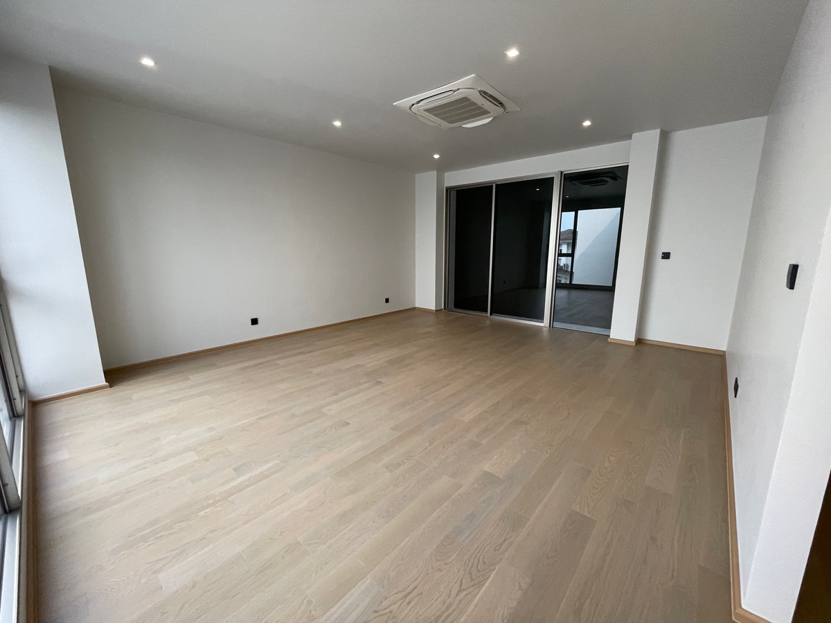 ขายบ้านเกษตร นวมินทร์ ลาดปลาเค้า : ขายบ้านหรู Providence Lane Kaset–Nawamin (โพรวิเดนซ์ เลน เกษตร–นวมินทร์)  บ้านเดี่ยว 3 ชั้น พร้อมลิฟต์และสระว่ายน้ำส่วนตัว บนทำเลศักยภาพใจกลางเกษตร–นวมินทร์ เดินทางสะดวก ใกล้ทางด่วนและรถไฟฟ้าถึง 2 สาย