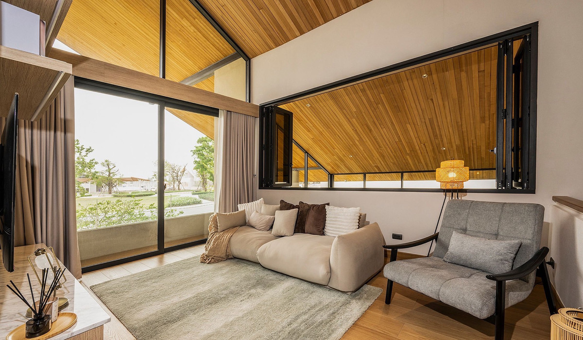 For SaleHousePattaya, Bangsaen, Chonburi : Wisdom First Residence, a luxurious Mid-Century style house in the heart of the valley, 1,400 rai at Wisdom Valley, Khao Mai Kaeo, Chonburi.