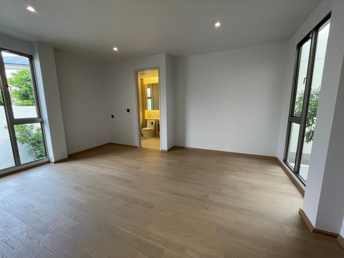 ขายบ้านเกษตร นวมินทร์ ลาดปลาเค้า : ขายบ้านหรู Providence Lane Kaset–Nawamin (โพรวิเดนซ์ เลน เกษตร–นวมินทร์)  บ้านเดี่ยว 3 ชั้น พร้อมลิฟต์และสระว่ายน้ำส่วนตัว บนทำเลศักยภาพใจกลางเกษตร–นวมินทร์ เดินทางสะดวก ใกล้ทางด่วนและรถไฟฟ้าถึง 2 สาย