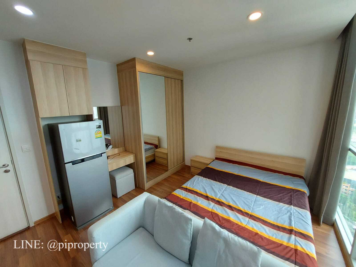 ให้เช่าคอนโดรัชดา ห้วยขวาง : ให้เช่าคอนโด 1 ห้องนอน ตกแต่งครบ พร้อมเข้าอยู่ ในโครงการ Noble Revolve รัชดา 2 ใกล้ MRT ศูนย์วัฒนธรรม