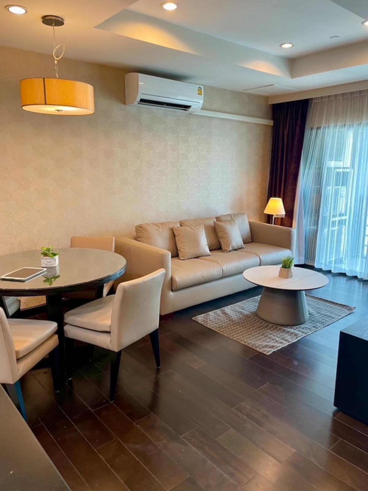 For RentCondoSathorn, Narathiwat : Sathorn garden condo for rent 2 bedroom