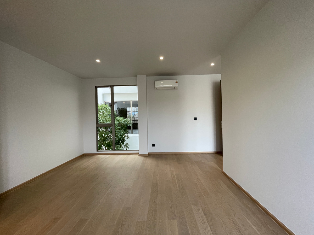 ขายบ้านเกษตร นวมินทร์ ลาดปลาเค้า : ขายบ้านหรู Providence Lane Kaset–Nawamin (โพรวิเดนซ์ เลน เกษตร–นวมินทร์)  บ้านเดี่ยว 3 ชั้น พร้อมลิฟต์และสระว่ายน้ำส่วนตัว บนทำเลศักยภาพใจกลางเกษตร–นวมินทร์ เดินทางสะดวก ใกล้ทางด่วนและรถไฟฟ้าถึง 2 สาย