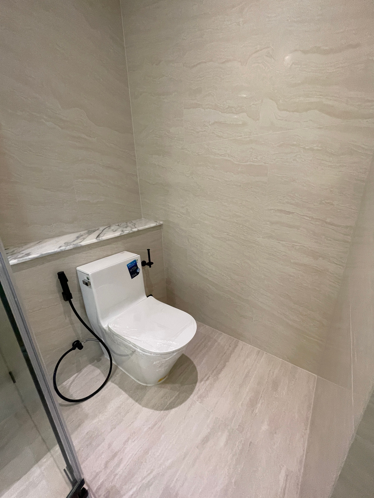 ขายบ้านเกษตร นวมินทร์ ลาดปลาเค้า : ขายบ้านหรู Providence Lane Kaset–Nawamin (โพรวิเดนซ์ เลน เกษตร–นวมินทร์)  บ้านเดี่ยว 3 ชั้น พร้อมลิฟต์และสระว่ายน้ำส่วนตัว บนทำเลศักยภาพใจกลางเกษตร–นวมินทร์ เดินทางสะดวก ใกล้ทางด่วนและรถไฟฟ้าถึง 2 สาย