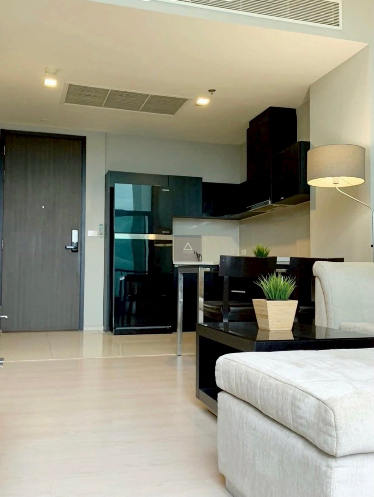 ให้เช่าคอนโดอ่อนนุช อุดมสุข : ✅ RHS124 ✅ Line : @p2nproperty