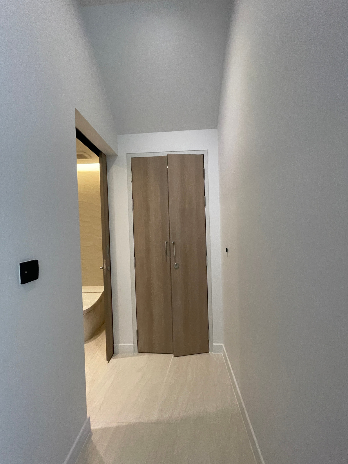 ขายบ้านเกษตร นวมินทร์ ลาดปลาเค้า : ขายบ้านหรู Providence Lane Kaset–Nawamin (โพรวิเดนซ์ เลน เกษตร–นวมินทร์)  บ้านเดี่ยว 3 ชั้น พร้อมลิฟต์และสระว่ายน้ำส่วนตัว บนทำเลศักยภาพใจกลางเกษตร–นวมินทร์ เดินทางสะดวก ใกล้ทางด่วนและรถไฟฟ้าถึง 2 สาย