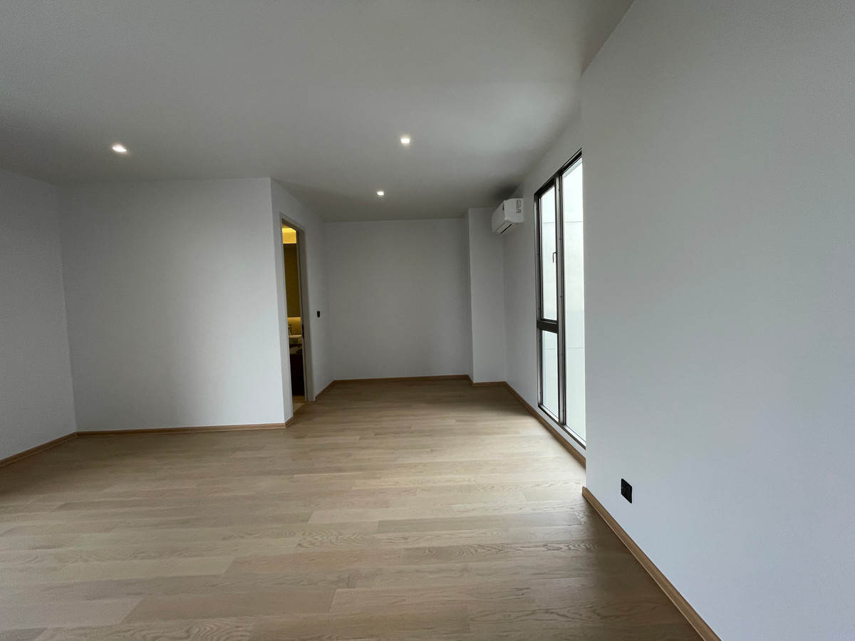 ขายบ้านเกษตร นวมินทร์ ลาดปลาเค้า : ขายบ้านหรู Providence Lane Kaset–Nawamin (โพรวิเดนซ์ เลน เกษตร–นวมินทร์)  บ้านเดี่ยว 3 ชั้น พร้อมลิฟต์และสระว่ายน้ำส่วนตัว บนทำเลศักยภาพใจกลางเกษตร–นวมินทร์ เดินทางสะดวก ใกล้ทางด่วนและรถไฟฟ้าถึง 2 สาย