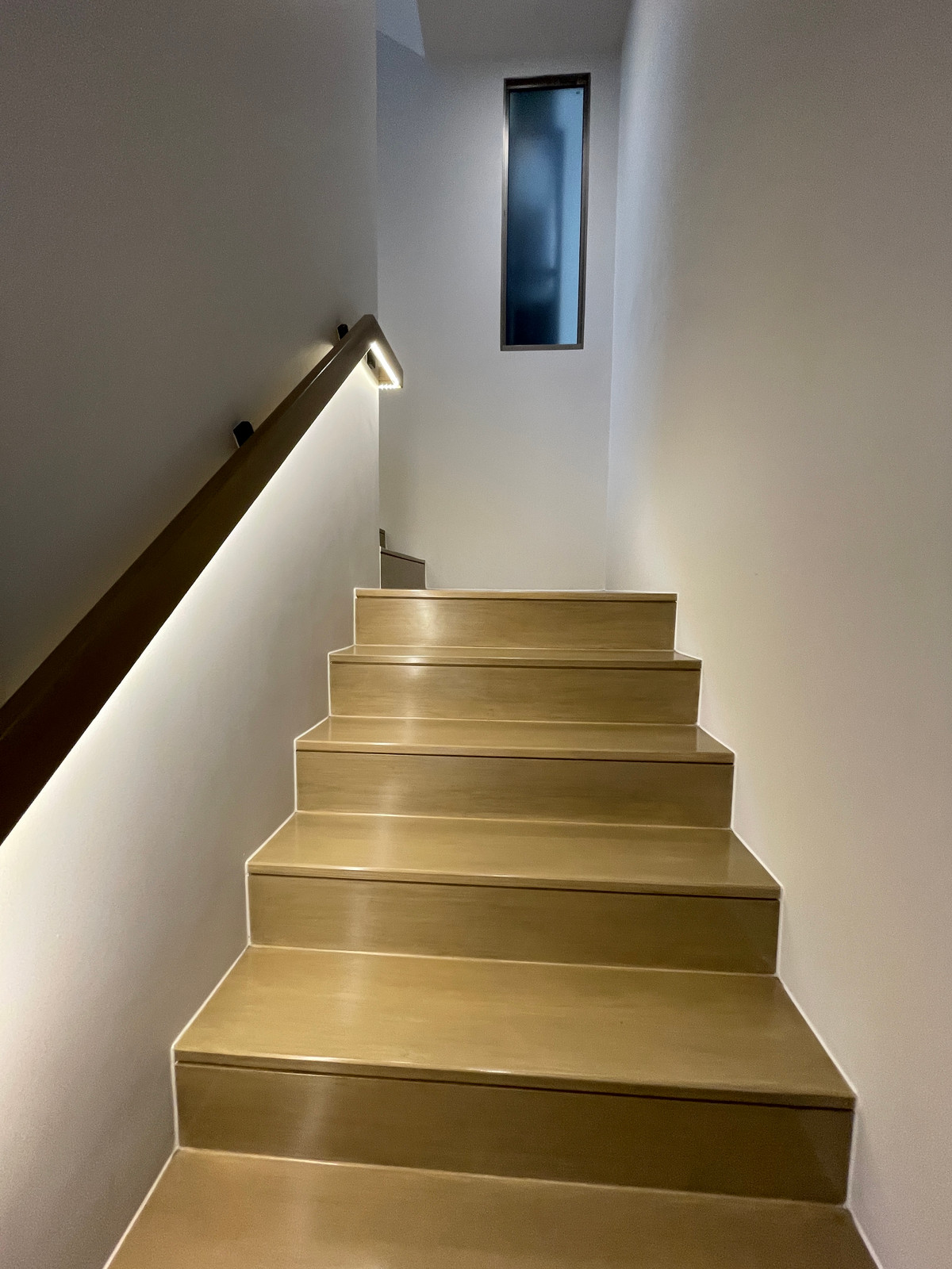 ขายบ้านเกษตร นวมินทร์ ลาดปลาเค้า : ขายบ้านหรู Providence Lane Kaset–Nawamin (โพรวิเดนซ์ เลน เกษตร–นวมินทร์)  บ้านเดี่ยว 3 ชั้น พร้อมลิฟต์และสระว่ายน้ำส่วนตัว บนทำเลศักยภาพใจกลางเกษตร–นวมินทร์ เดินทางสะดวก ใกล้ทางด่วนและรถไฟฟ้าถึง 2 สาย