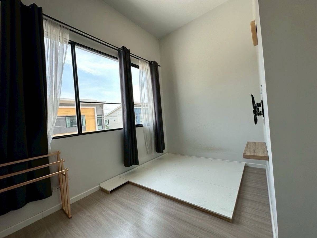 For SaleTownhomeRathburana, Suksawat : Townhome for sale, Siri Place Pracha Uthit 90, near Big C Pracha Uthit, only 10 minutes.