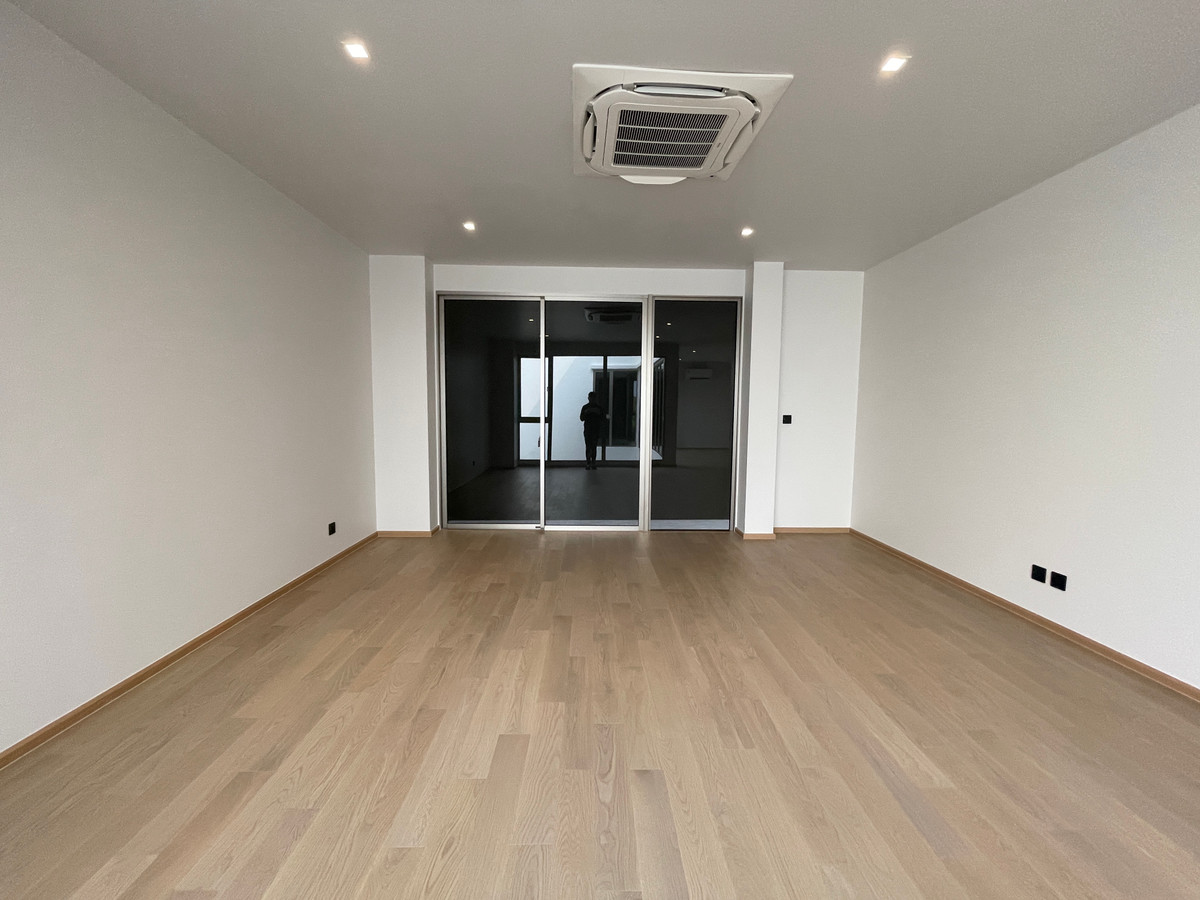 ขายบ้านเกษตร นวมินทร์ ลาดปลาเค้า : ขายบ้านหรู Providence Lane Kaset–Nawamin (โพรวิเดนซ์ เลน เกษตร–นวมินทร์)  บ้านเดี่ยว 3 ชั้น พร้อมลิฟต์และสระว่ายน้ำส่วนตัว บนทำเลศักยภาพใจกลางเกษตร–นวมินทร์ เดินทางสะดวก ใกล้ทางด่วนและรถไฟฟ้าถึง 2 สาย