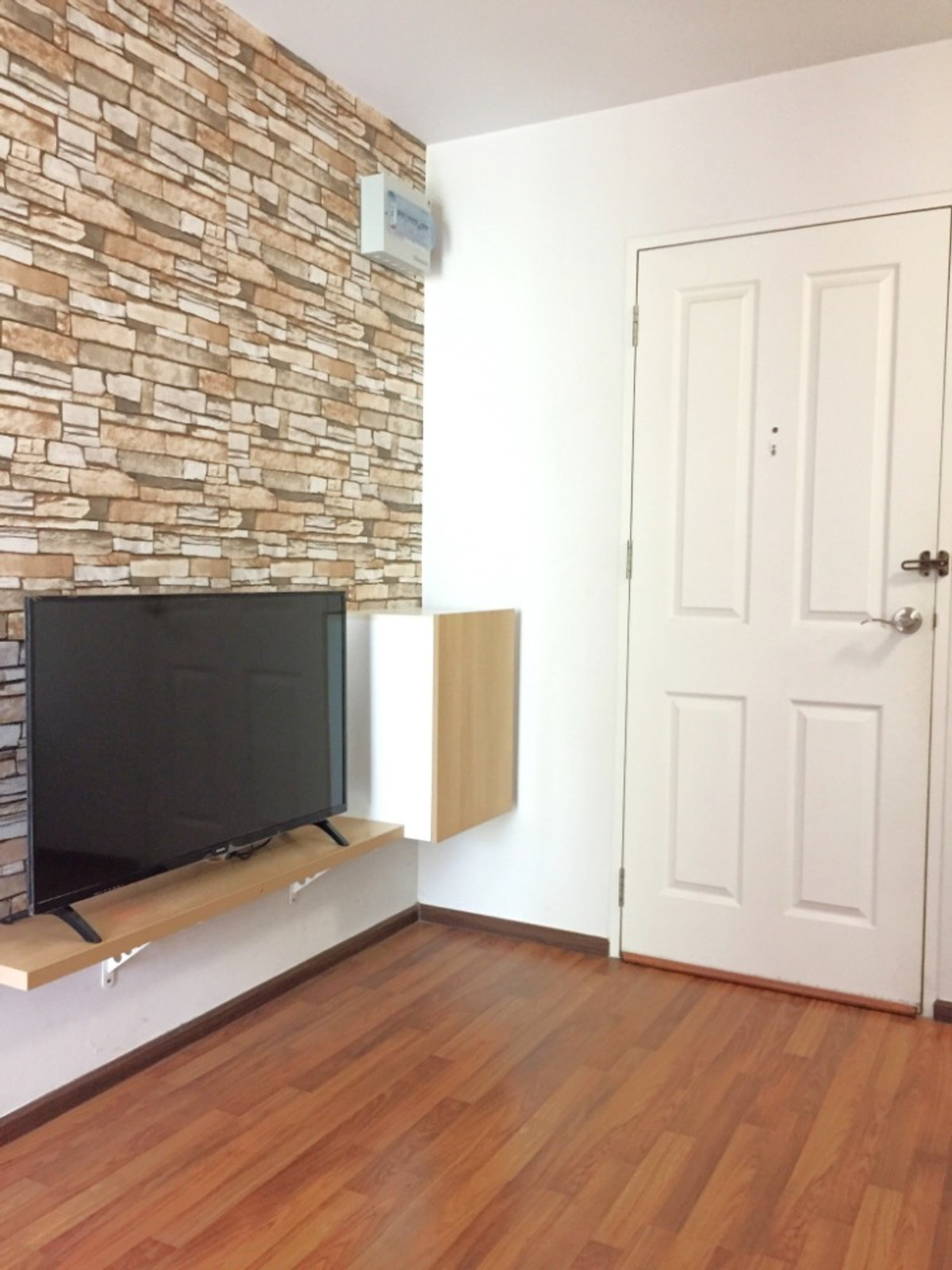 For SaleCondoRamkhamhaeng, Hua Mak : ✅ S-UAT134 ✅ Line : @p2nproperty