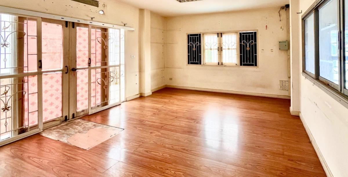 ขายบ้านปทุมธานี รังสิต ธรรมศาสตร์ : ขายบ้าน กฤษดา แกรนด์ พาร์ค พหลโยธิน - รังสิต คลองหนึ่ง คลองหลวง ปทุมธานี CX-136814