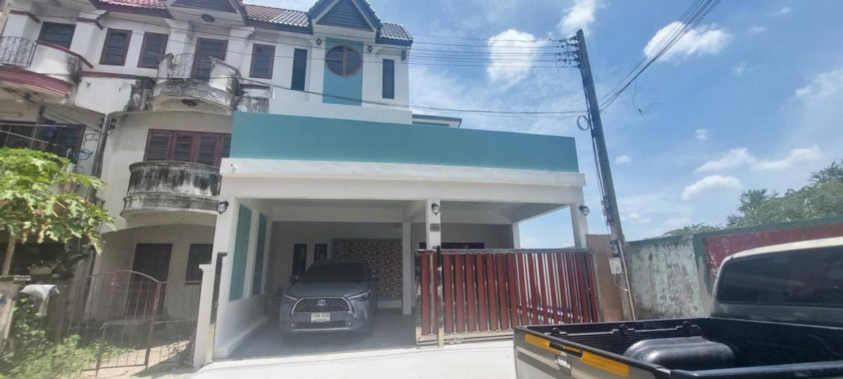 For SaleTownhomeMahachai Samut Sakhon : For Sale Townhouse/Townhome  , Pongsirichai 2 , Om Noi , Krathum Baen , Samut Sakhon , CX-134637
