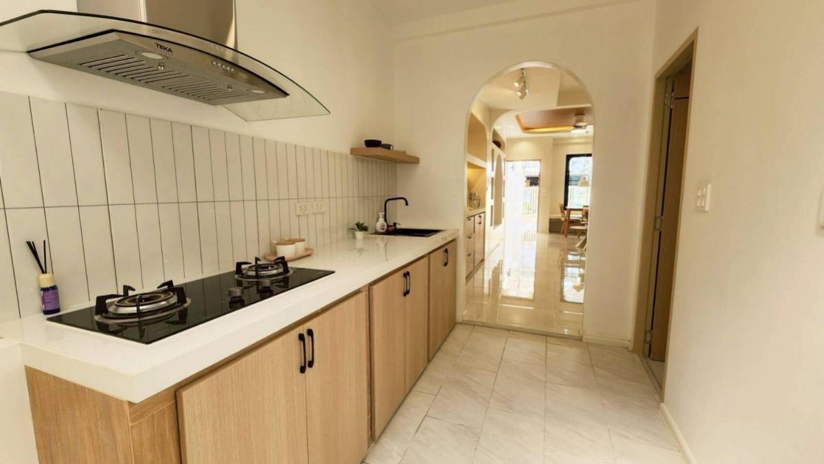 For SaleTownhomeLadprao101, Happy Land, The Mall Bang Kapi : For Sale Townhouse/Townhome  , Baan U Charoen Lat Phrao 101 , newly renovated , MRT-Ladprao 101 , Hua Mak , Bang Kapi , Bangkok , CX-136543