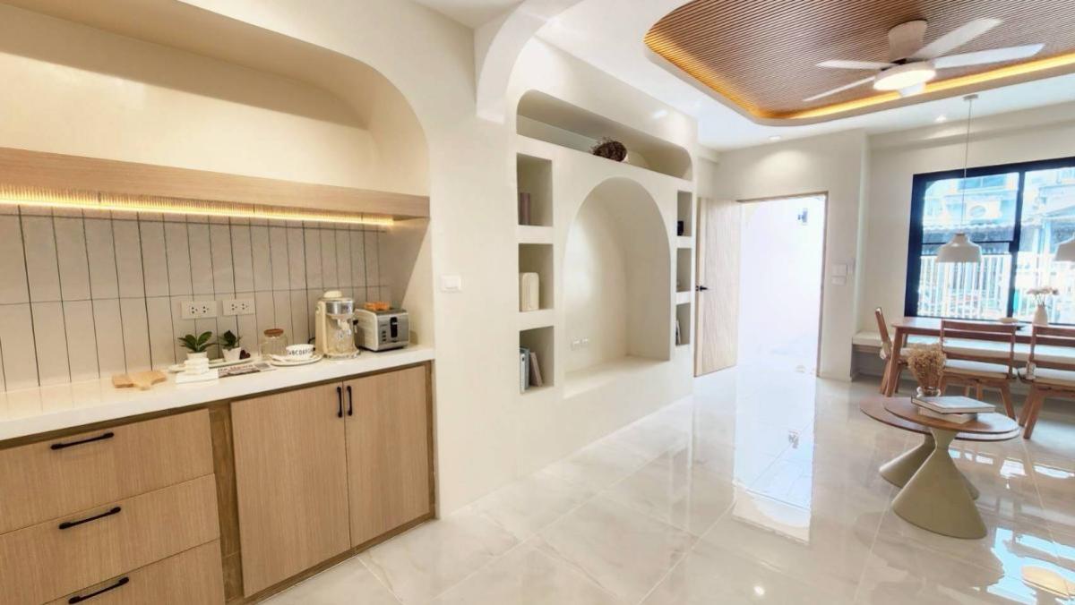For SaleTownhomeLadprao101, Happy Land, The Mall Bang Kapi : For Sale Townhouse/Townhome  , Baan U Charoen Lat Phrao 101 , newly renovated , MRT-Ladprao 101 , Hua Mak , Bang Kapi , Bangkok , CX-136543