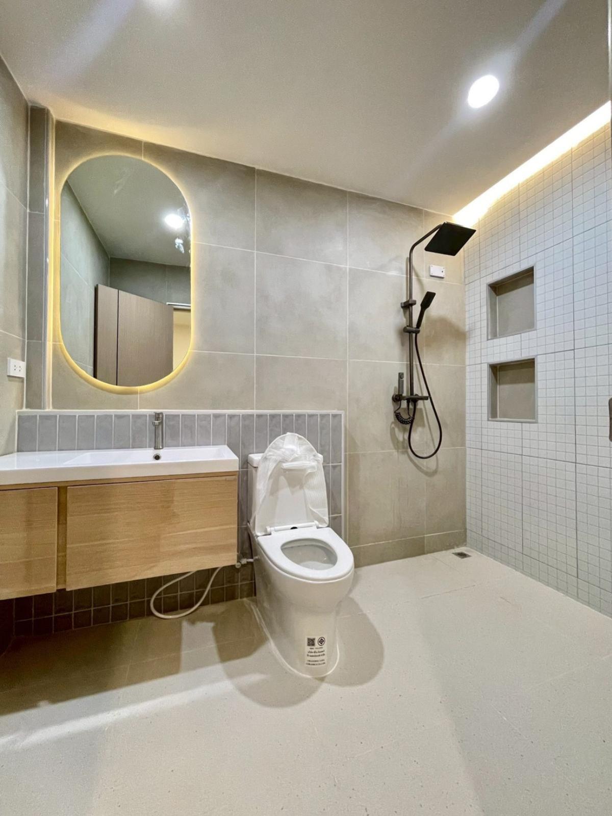 ขายทาวน์โฮมอ่อนนุช อุดมสุข : ขายทาวน์เฮ้าส์ 2 ชั้น รีโนเวทใหม่ทั้งหลัง ซอยอุดมสุข 47 พระโขนง เขต บางนา กรุงเทพ CX-136384