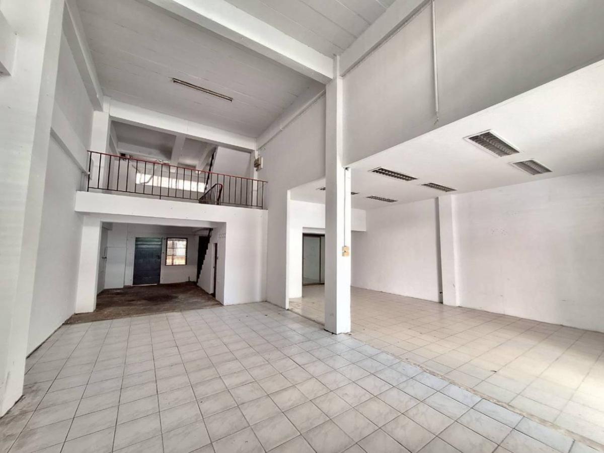 ขายอาคารพาณิชย์พัทยา บางแสน ชลบุรี สัตหีบ : ขายอาคารพานิชย์ แหลมฉบัง  ทุ่งสุขลา ศรีราชา ชลบุรี CX-135011