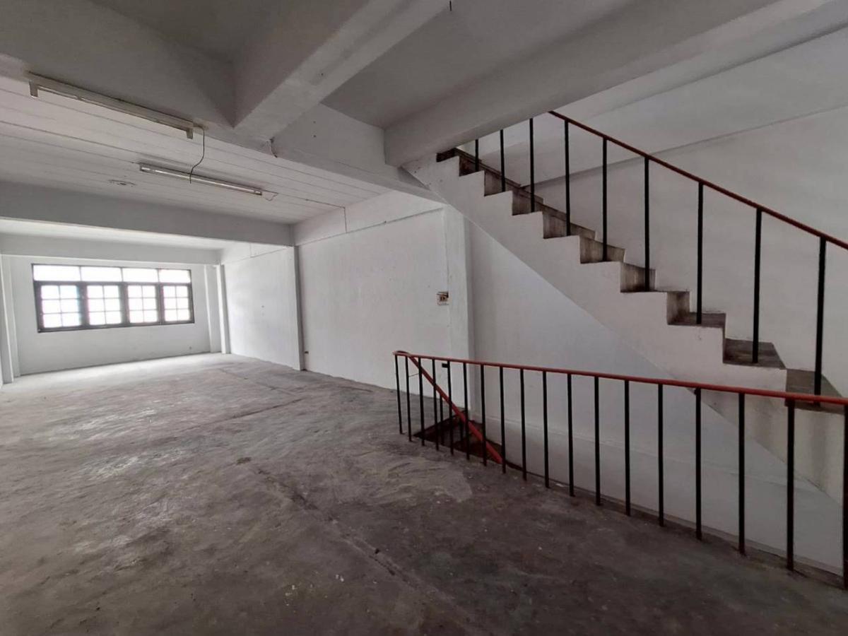 ขายอาคารพาณิชย์พัทยา บางแสน ชลบุรี สัตหีบ : ขายอาคารพานิชย์ แหลมฉบัง  ทุ่งสุขลา ศรีราชา ชลบุรี CX-135011