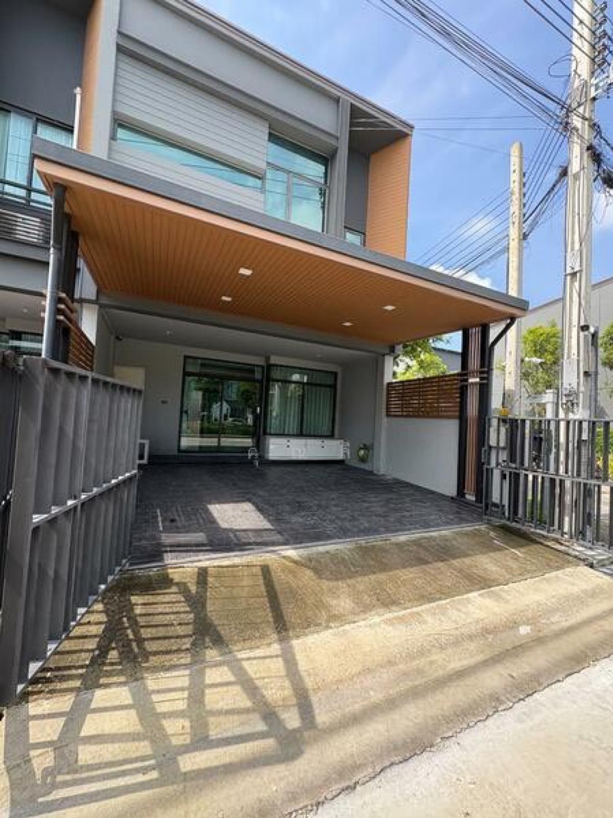 For SaleTownhomePattanakan, Srinakarin : For Sale Townhouse/Townhome  , Verve Rama 9 , Thap Chang , Saphan Sung , Bangkok , CX-135385