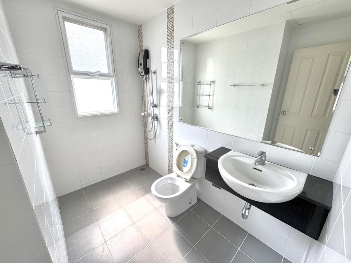 For SaleTownhomeLadprao101, Happy Land, The Mall Bang Kapi : For Sale Townhouse/Townhome  , Town Plus X Ladprao , Khlong Chan , Bang Kapi , Bangkok , CX-136070