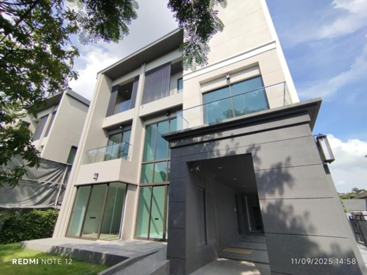 ขายบ้านพุทธมณฑล ศาลายา : ขายบ้าน  แกรนด์ บางกอก บูเลอวาร์ด ปิ่นเกล้า - บรมฯ ชั้นสูง ห้องมุม หน้ากว้าง ศาลาธรรมสพน์ เขต ทวีวัฒนา กรุงเทพ CX-136340