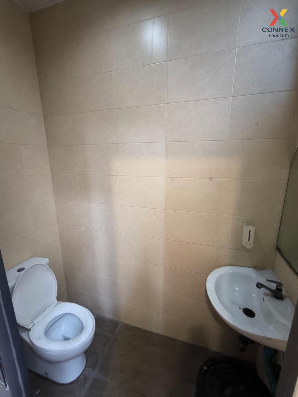 ขายโฮมออฟฟิศรัชดา ห้วยขวาง : ขายโฮมออฟฟิศ 4 ชั้น ซอย 20 มิถุนา แยก 13 พร้อมเฟอร์นิเจอร์ สามเสนนอก เขต ห้วยขวาง กรุงเทพ CX-134141