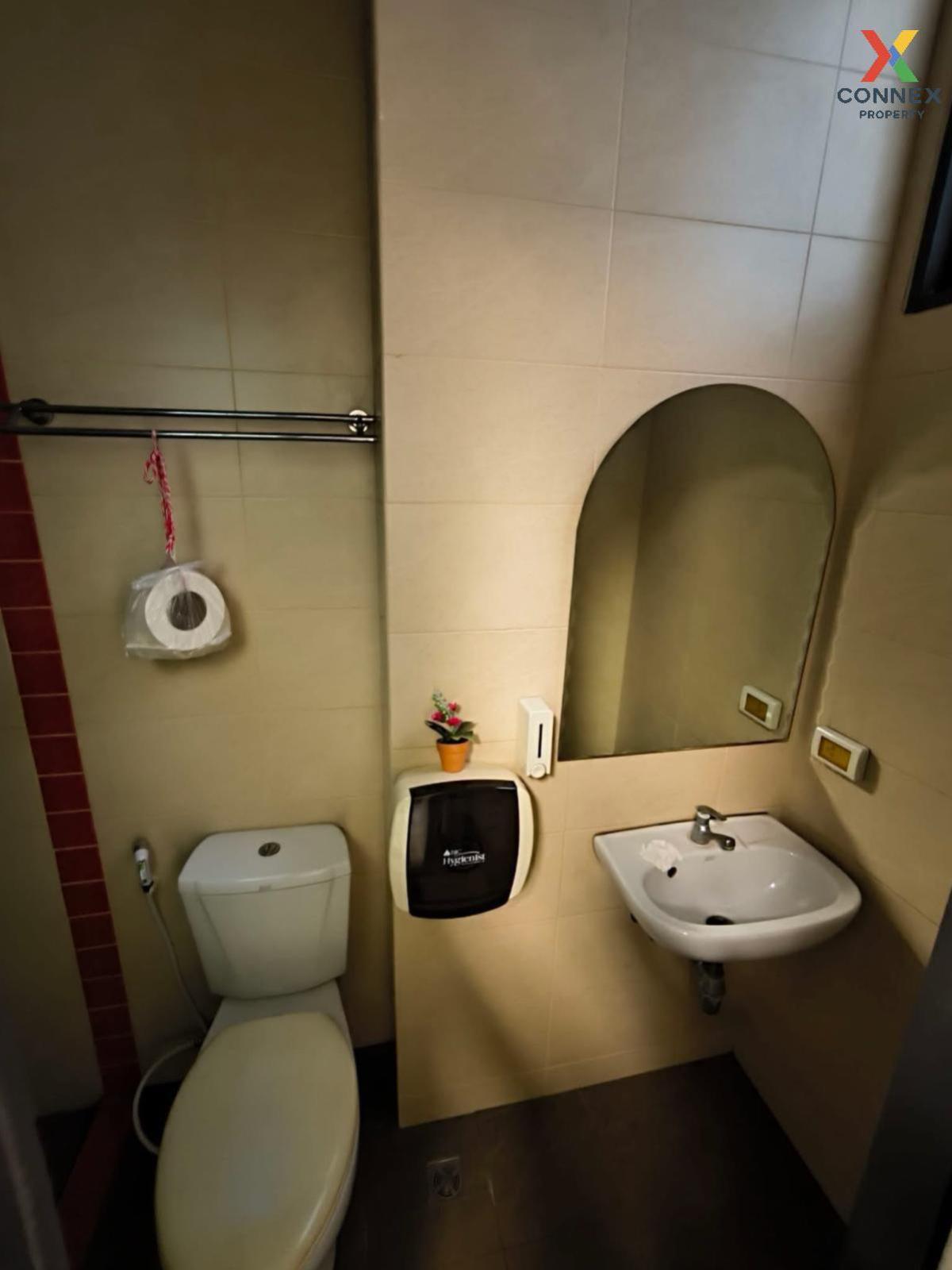 ขายโฮมออฟฟิศรัชดา ห้วยขวาง : ขายโฮมออฟฟิศ 4 ชั้น ซอย 20 มิถุนา แยก 13 พร้อมเฟอร์นิเจอร์ สามเสนนอก เขต ห้วยขวาง กรุงเทพ CX-134141