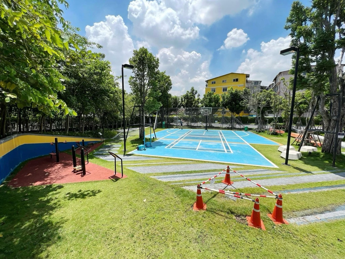 For RentCondoOnnut, Udomsuk : 🔥 For [Rent] 🔥  [ Ideo S93 ] - [ 1 Bedroom ] / Fully furnished++, a very private and luxurious condo surrounded by markets, restaurants and street food, unblockable view. BTS Bangchak is at the front of the condo ONLY 19k!! 👍