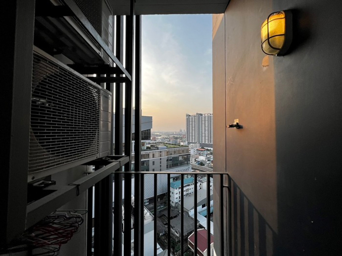 ให้เช่าคอนโดบางซื่อ วงศ์สว่าง เตาปูน : 💖ปล่อยเช่า Condo The Tree Interchange ติดห้างเกตเวย์บางซื่อ /1 ห้องนอน ราคาเพียง 12,000 บาท/สอบถามได้นะคะ 🟢 Line : atfirm2010💖