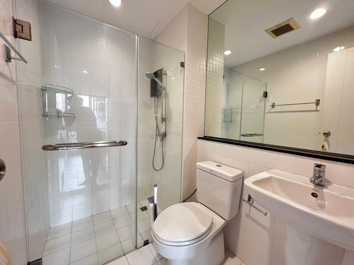 ให้เช่าคอนโดบางซื่อ วงศ์สว่าง เตาปูน : 💖ปล่อยเช่า Condo The Tree Interchange ติดห้างเกตเวย์บางซื่อ /1 ห้องนอน ราคาเพียง 12,000 บาท/สอบถามได้นะคะ 🟢 Line : atfirm2010💖