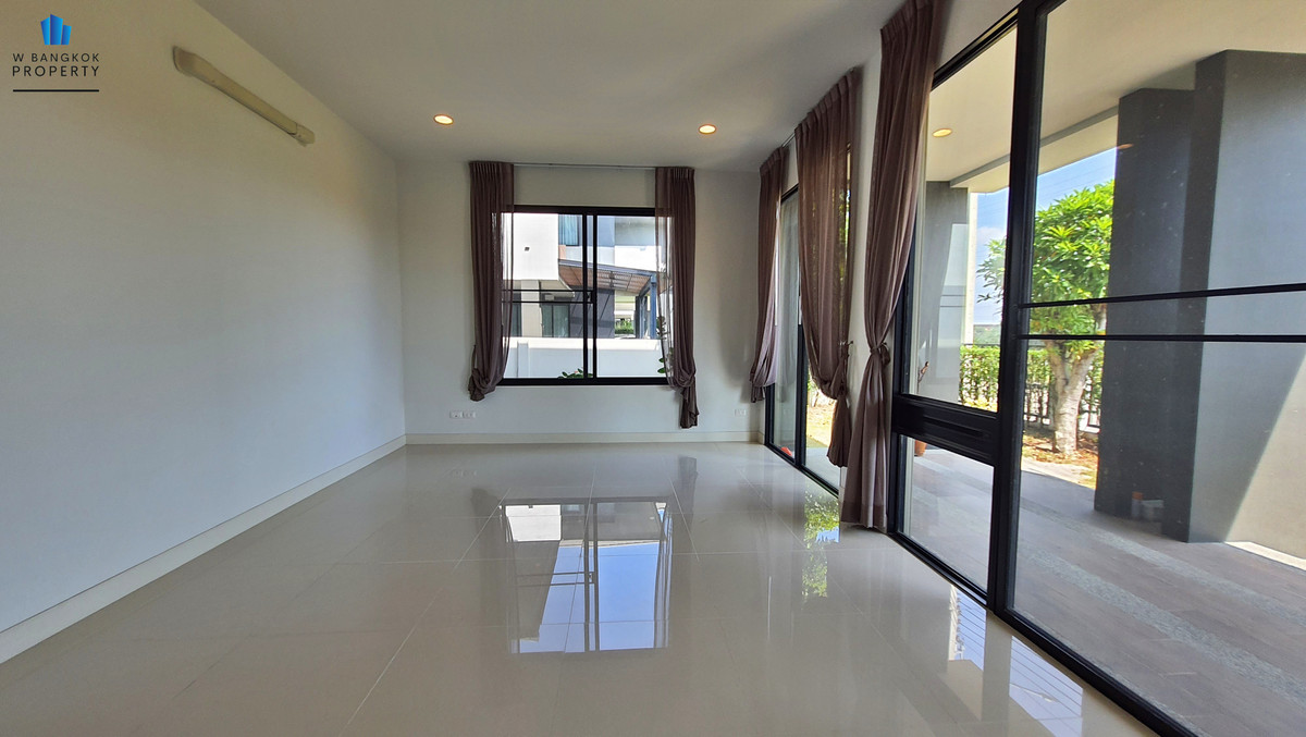 ขายบ้านบางนา แบริ่ง ลาซาล : **Hot Deal** ขายบ้านเดี่ยว บุราสิริ บางนา ก.ม. 26 แปลงริมน้ำ แบบบ้านใหญ่สุด 5 ห้องนอน 5 ห้องน้ำ 3 ที่จอดรถ 337 ตรม. บนที่ดิน 96.7 ตรว.