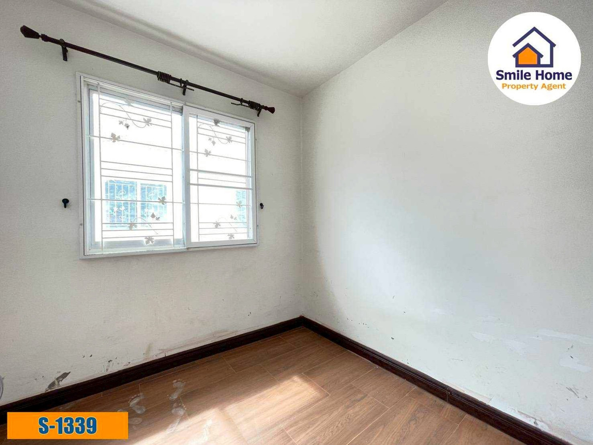 ขายทาวน์โฮมลาดกระบัง สุวรรณภูมิ : ขายทาวน์เฮาส์ พฤกษา86/1 ลาดกระบัง-สุวรรณภูมิ หลังริมต้นโครงการ