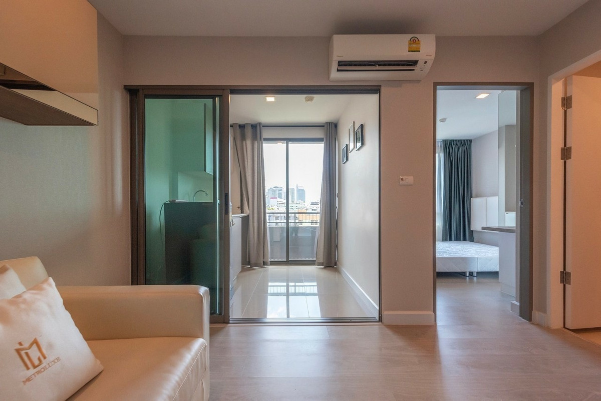ขายคอนโดรัชดา ห้วยขวาง : Metro Luxe Ratchada / 1 Bedroom (SALE WITH TENANT), เมโทรลักซ์ รัชดา / 1 ห้องนอน (ขายพร้อมผู้เช่า) TARN052