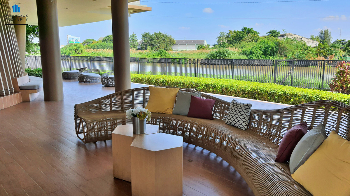 ขายบ้านบางนา แบริ่ง ลาซาล : **Hot Deal** ขายบ้านเดี่ยว บุราสิริ บางนา ก.ม. 26 แปลงริมน้ำ แบบบ้านใหญ่สุด 5 ห้องนอน 5 ห้องน้ำ 3 ที่จอดรถ 337 ตรม. บนที่ดิน 96.7 ตรว.