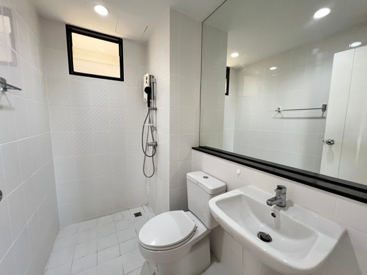 ให้เช่าคอนโดบางซื่อ วงศ์สว่าง เตาปูน : 💖ปล่อยเช่า Condo The Tree Interchange ติดห้างเกตเวย์บางซื่อ /2 ห้องนอน ราคาเพียง 17,000 บาท/สอบถามได้นะคะ 🟢 Line : atfirm2010💖