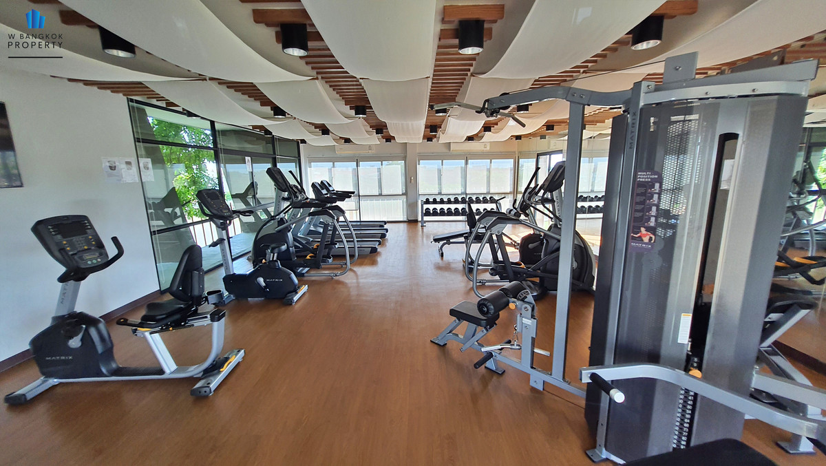 ขายบ้านบางนา แบริ่ง ลาซาล : **Hot Deal** ขายบ้านเดี่ยว บุราสิริ บางนา ก.ม. 26 แปลงริมน้ำ แบบบ้านใหญ่สุด 5 ห้องนอน 5 ห้องน้ำ 3 ที่จอดรถ 337 ตรม. บนที่ดิน 96.7 ตรว.